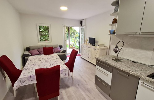 Jadrija House | House Maja (95381-K1) - Jadrija