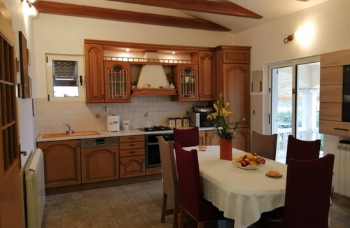 Rudine House | House Mare (109171-K1) - Kastel Novi