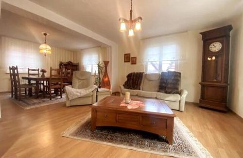 Riedseltz Villa | House MayFa