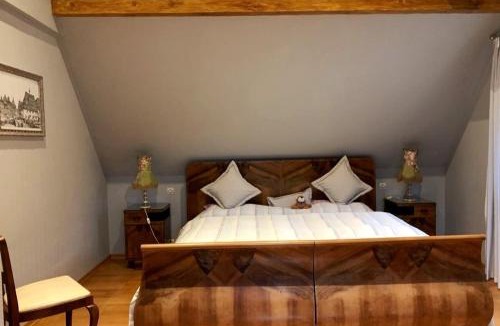 Riedseltz Villa | House MayFa