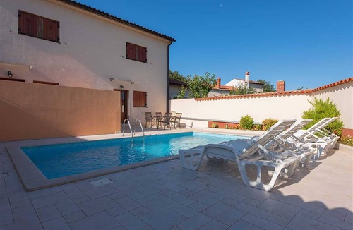Rovinjsko Selo Villa | House MELLY with Swimming Pool