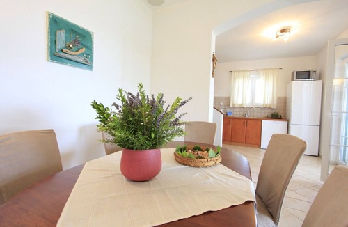 Veli Rat House | House Mirta (10909-K1) - Veli Rat (Dugi otok)