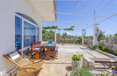 Donje Selo House | House Mladen