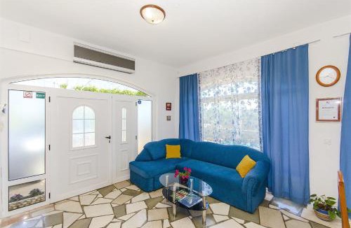 Donje Selo House | House Mladen