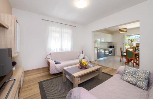 Cavoglave House | House MM