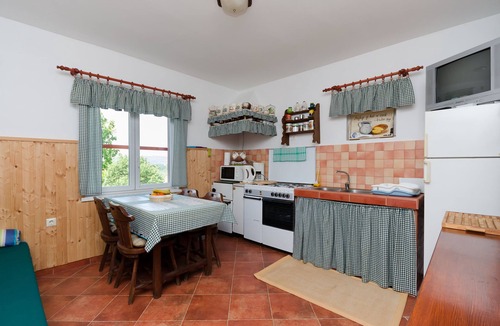 Kozljak House | House Nado (86301-K1) - Krsan