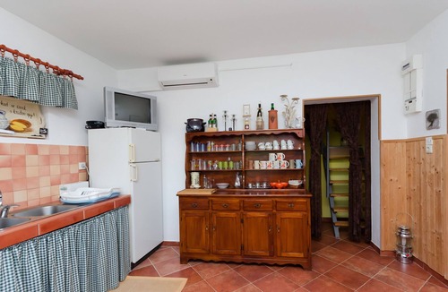 Kozljak House | House Nado (86301-K1) - Krsan