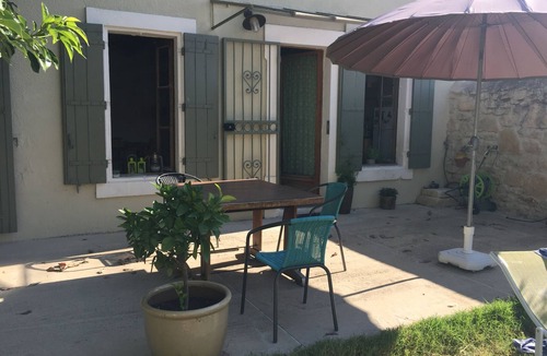 Saint-Gilles House | House near Arles with swimming pool