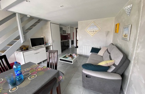 Pornic House | House near castle and beach, sleeps 4, fully equipped