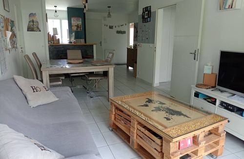 Saumur House | House near town center