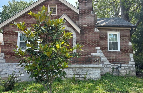 Franz Park House | House Near Zoo with Parking
