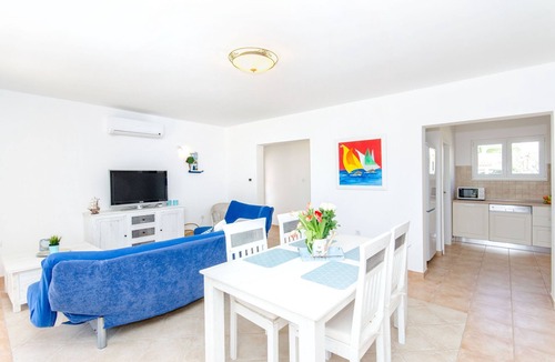 Sevid House | House Nikolina (48561-K1) - Sevid