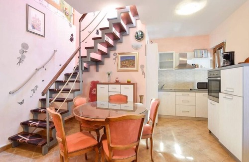 Skrip House | House Niksi (10684-K1) - Skrip