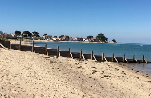 Noirmoutier-en-l'Ile House | House Noirmoutier le Vieil, Beach at 80 meters