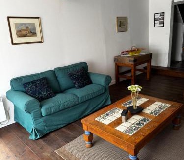 Mirepoix House | House Number 2