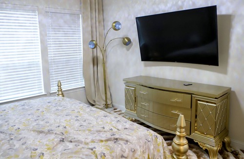 Wylie House | House Of Elegance Minutes from Downtown Dallas