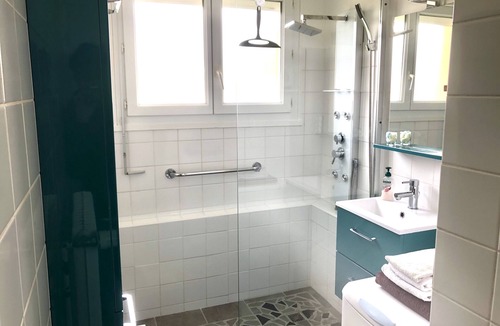 Lorris House | HOUSE OF LORRIS