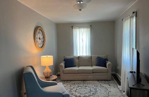 Morann Apartment | House of Roots Apt B