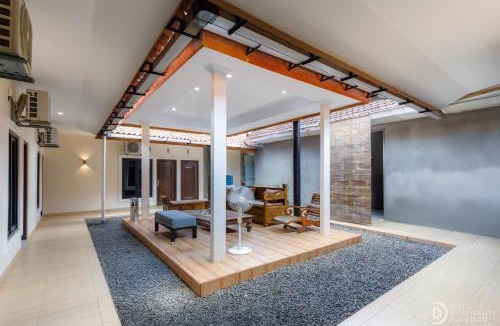 Catur Tunggal House | House of Toti