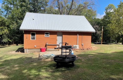 Mayes County House | House on 80 acres that connect into the off road park! Extra cabins available.
