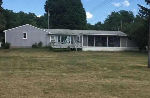 Union Springs House | House on Cayuga Lake with lakefront & great view. NEW OWNERSHIP with RENOVATIONS