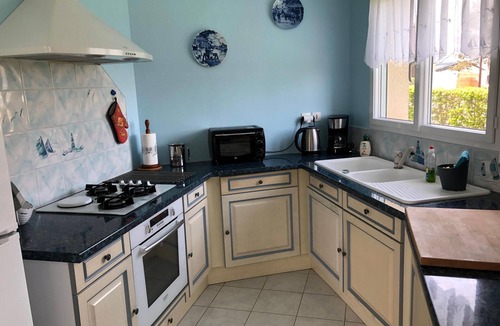 Quiberville House | House on fenced plot, sea view, sleeps 6, pets allowed