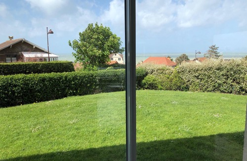 Quiberville House | House on fenced plot, sea view, sleeps 6, pets allowed