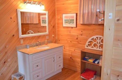 Eastport House | House On Half Moon Cove