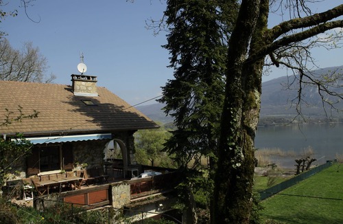 Conjux House | House on Lac du Bourget