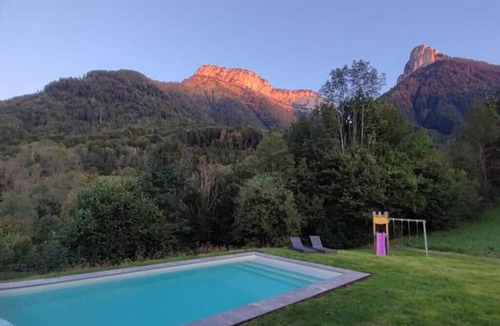 Alex Villa | House on Lake Annecy, 25 minutes from resorts & at the foot of the mountains