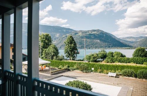 Darligen Apartment | House on Lake/HL
