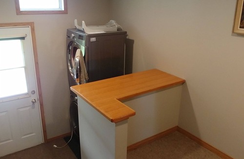 Altona House | House on quiet street in Altona
