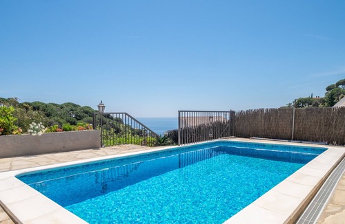 Tossa de Mar Villa | House on the beach with sea view