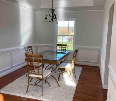 Cardiff Villa | House on the hills