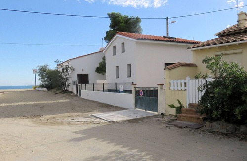 Plage d'Argeles House | House on the sand! 50 meters from the water.