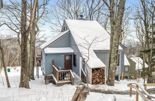 Treeloft Ski Chalet | House on the slopes Ski-in/out