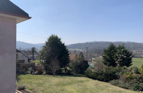 Tournay House | House overlooking the Pyrenees with swimming pool