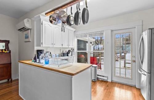 Waterford Valley House | House Patrick 4Bd Loft Style Parking