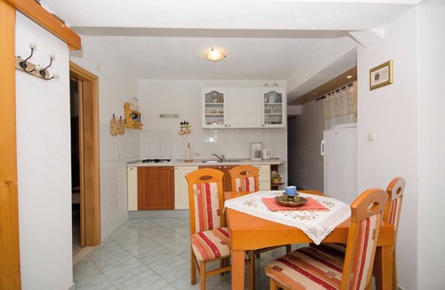 Bol House | House Petric (38552-K1) - Bol - island Brac