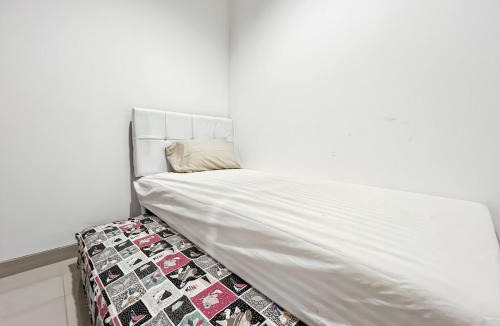 Old Jakarta Villa | House PIK2 Cluster Virginia 2BR with Wi-Fi & Netflix