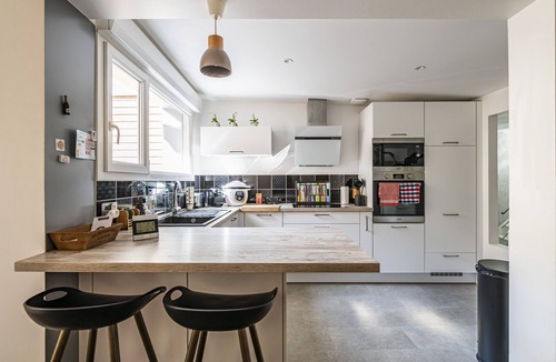 Verzenay House | House-Private Bathroom-Exclusive