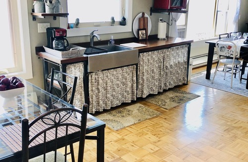Hammondsport House | HOUSE RIGHT ON THE WATER- NO EXTRA CLEANING FEES