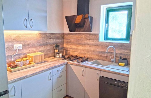 Tkon House | House Roko (14791-K1) - Tkon - island Pasman