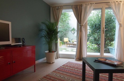 Minimes - Barriere de Paris Apartment | House rue de Négreneys - 64m2, garden access, Minimes - canal du midi.