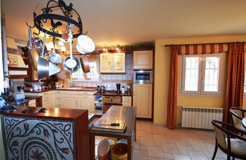 Sant Pere Pescador Ski Chalet | House Sabine, A/C, private pool, barbecue, wifi, 200m. to the beach. Costa Brava