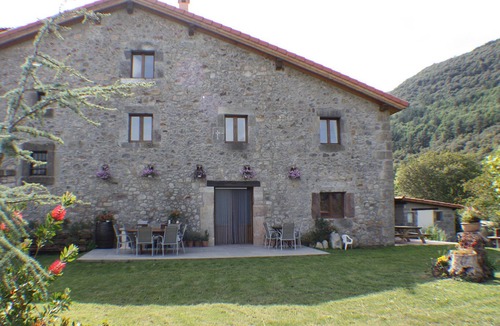 Hoz de Marron House | House Sierra de Breñas (Ampuero - Bien Aparecida) capacity for 18-20 people