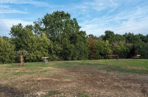 Brignemont House | House sleeps 11 Private lake