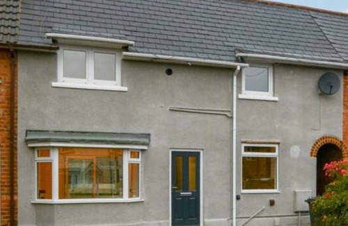 Trowell House | House - Sleeps 4-6 - Parking - Pet Friendly