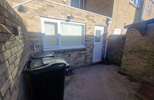 Wallsend House | House - Sleeps 4 - Garden - Parking