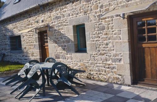 Kerien House | House - Sleeps 4 with Log Burner & Pet Friendly